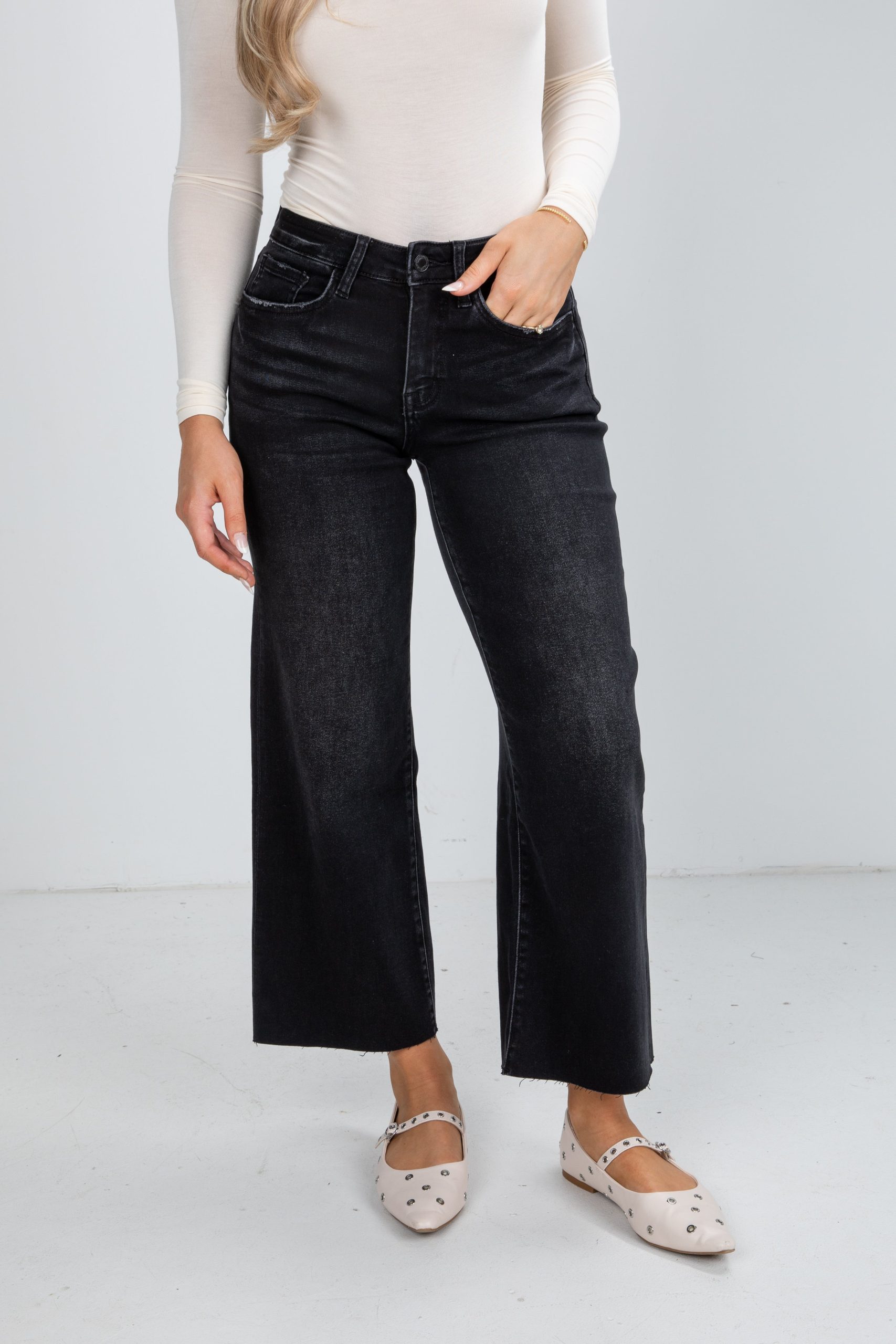 shopdressup_black_high_rise_wide_leg_jeans.jpg