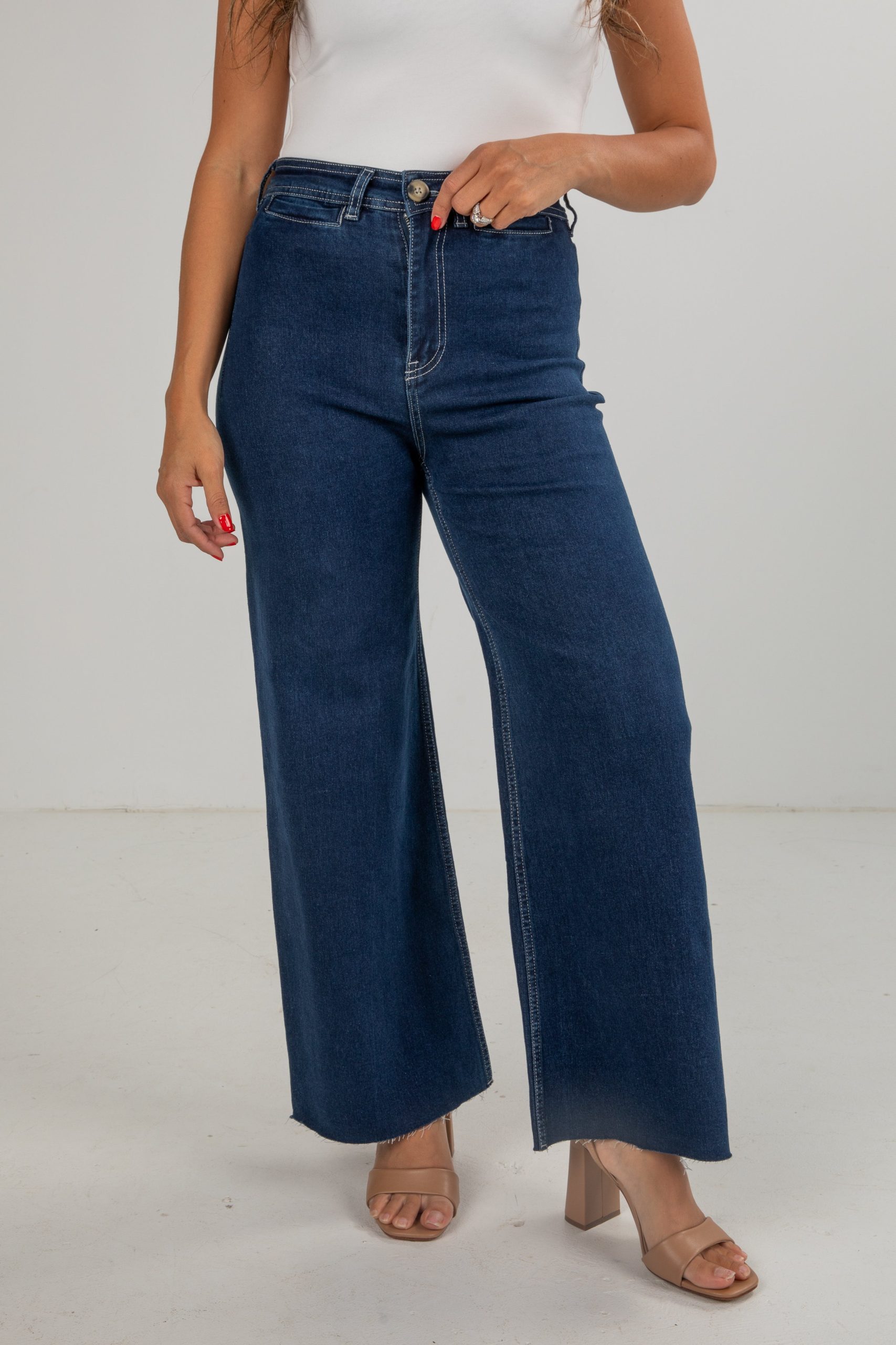 shopdressup_dark_wash_high_rise_wide_leg_jeans-2.jpg