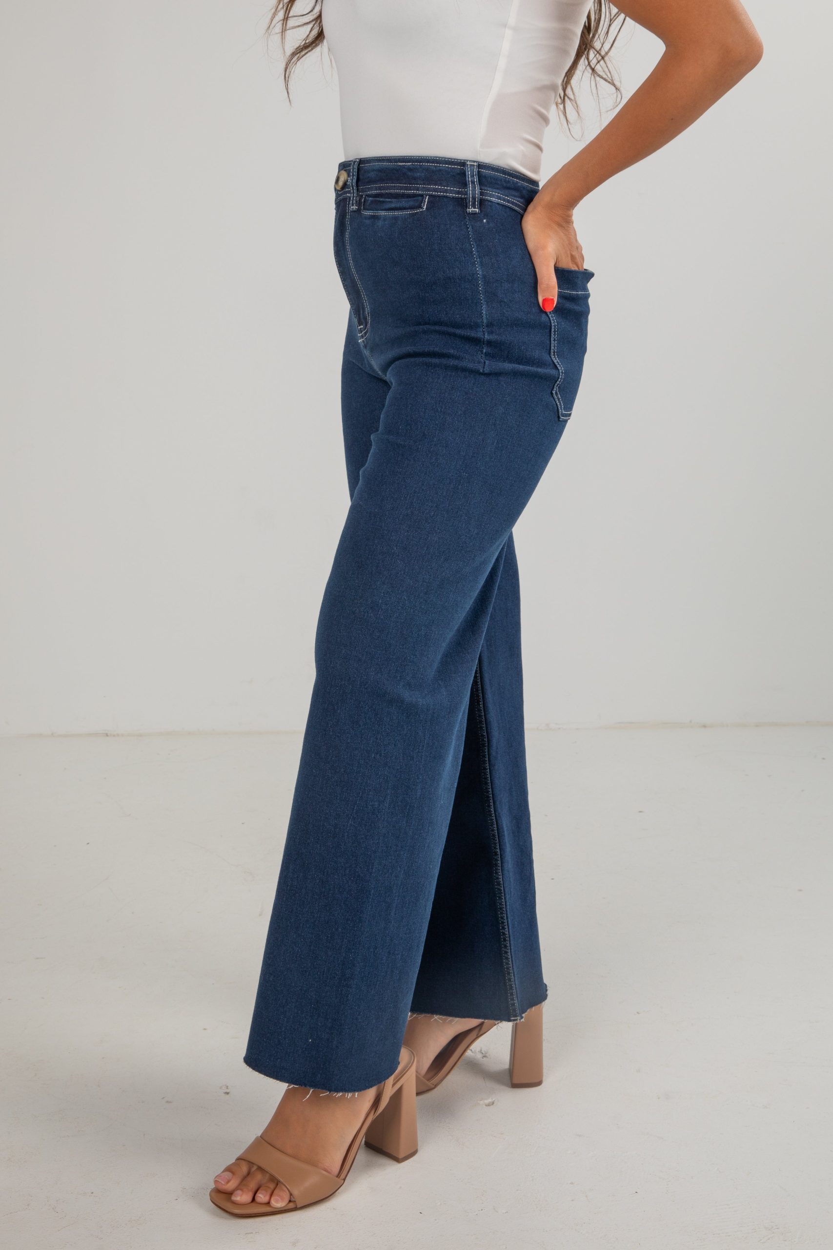 shopdressup_dark_wash_high_rise_wide_leg_jeans-3.jpg