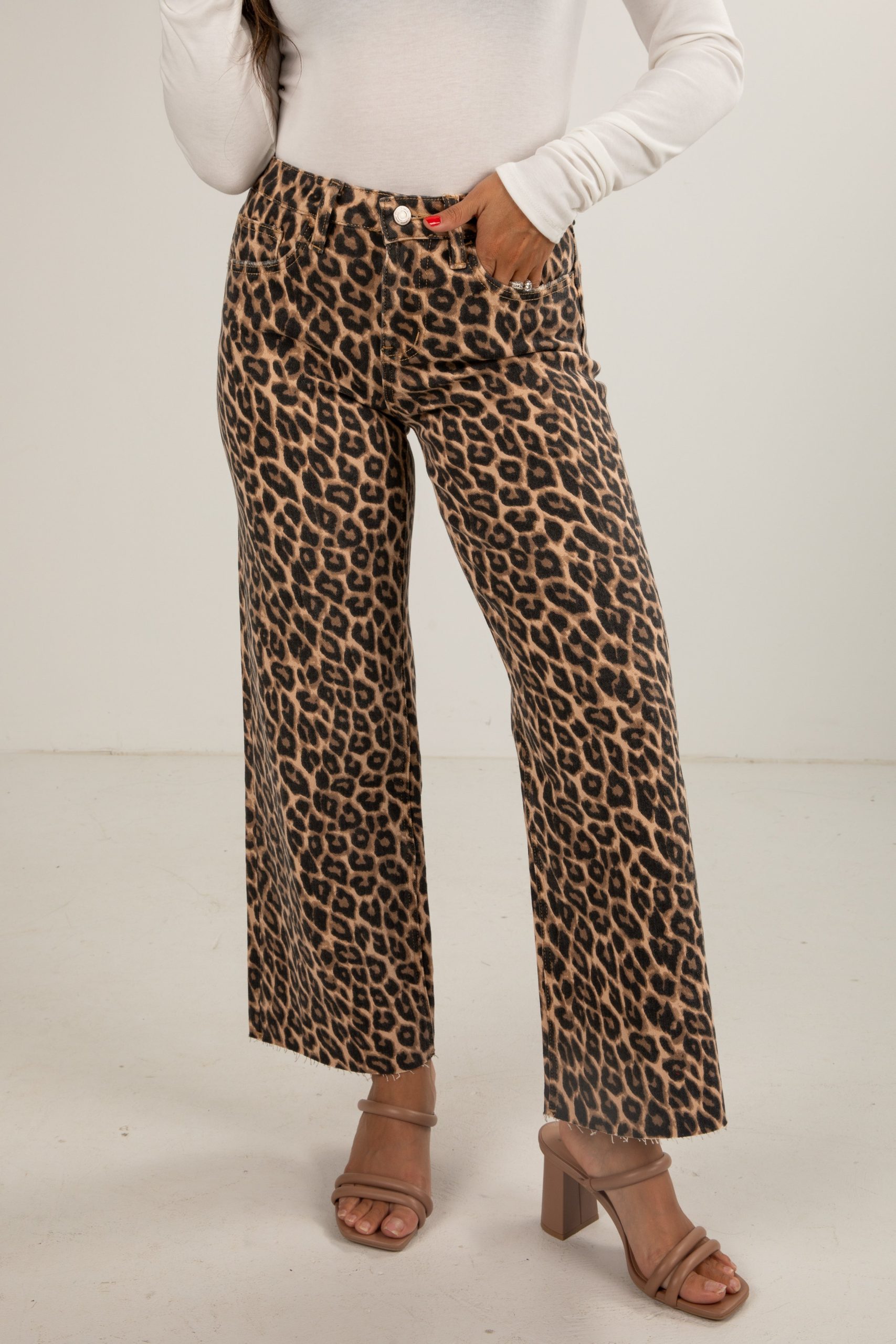 shopdressup_leopard_wide_leg_jeans.jpg